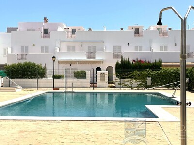 Casa Blanco: Duplex in Vera Playa, Almería