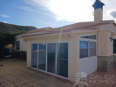 Casa Castilla: Resale Villa in Arboleas, Almería