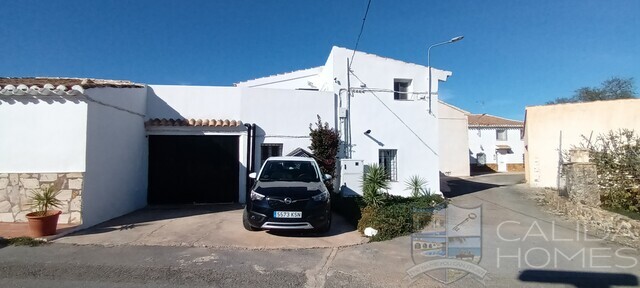 Casa Cavin: Village or Town House for Sale in Albox, Almería