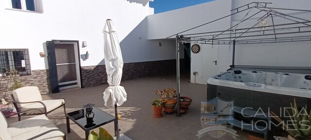 Casa Cavin: Village or Town House for Sale in Albox, Almería