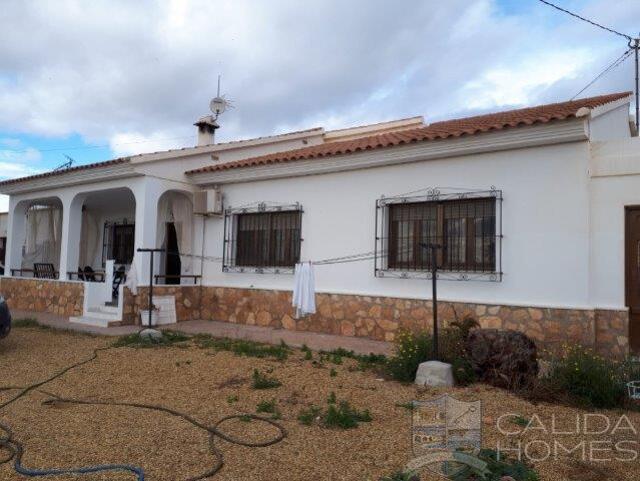 Casa Dovecote: Resale Villa for Sale in Palomares, Almería