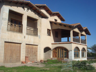 Casa Fabulousa: Resale Villa in Pulpi, Almería