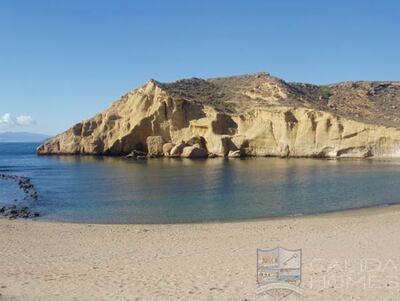 Casa Fabulousa: Resale Villa in Pulpi, Almería