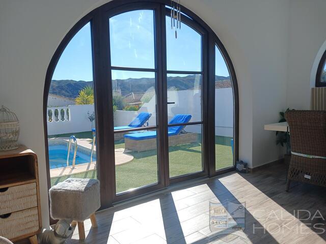 Casa Norte : Resale Villa for Sale in Arboleas, Almería