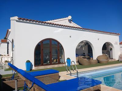 Casa Norte : Resale Villa in Arboleas, Almería