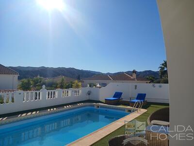 Casa Norte : Resale Villa in Arboleas, Almería