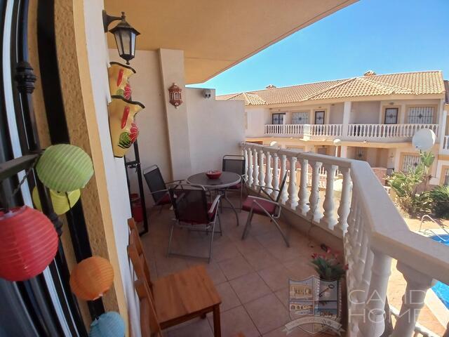 Casa Rocio: Duplex for Sale in La Alfoquia, Almería