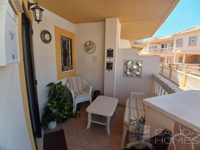 Casa Rocio: Duplex for Sale in La Alfoquia, Almería