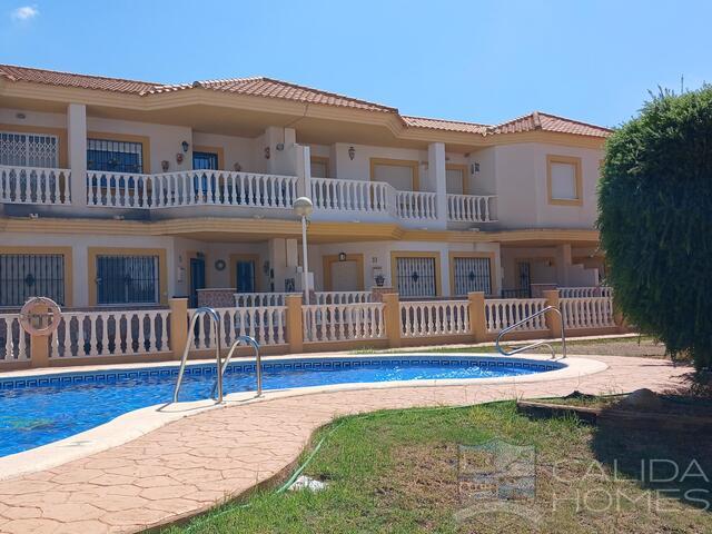 Casa Rocio: Duplex for Sale in La Alfoquia, Almería