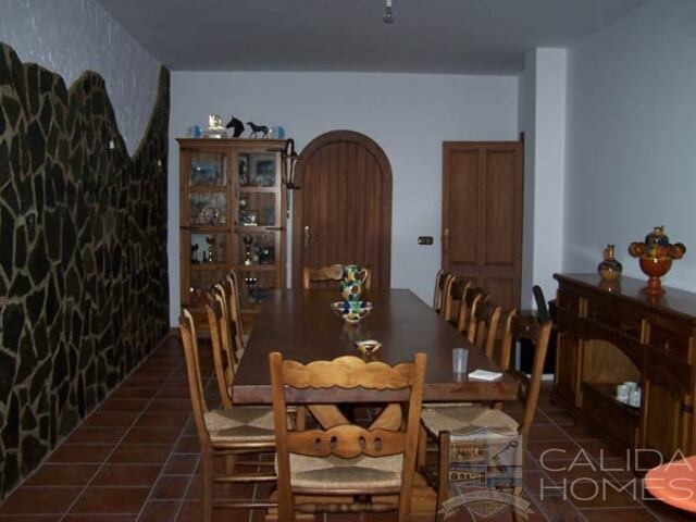 Casa Rustica: Resale Villa for Sale in Antas, Almería