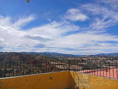 Casa Suzie : Resale Villa in Arboleas, Almería