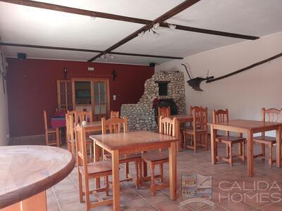 Casa Suzie : Resale Villa in Arboleas, Almería