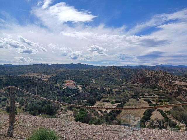 Casa Suzie : Resale Villa for Sale in Arboleas, Almería