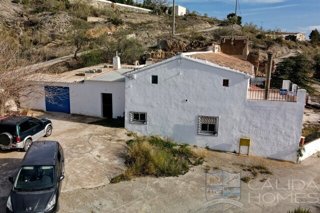 Casa Traditional : Detached Character House for Sale in Las Pocicas, Almería