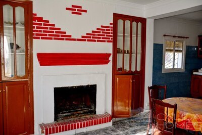 Casa Traditional : Detached Character House in Las Pocicas, Almería