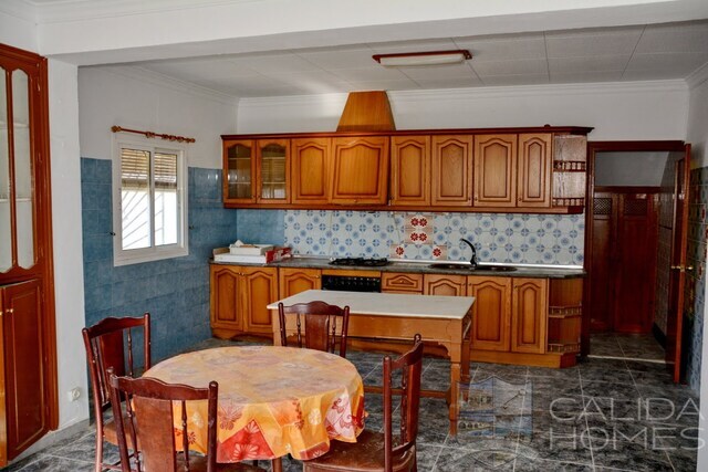 Casa Traditional : Detached Character House for Sale in Las Pocicas, Almería