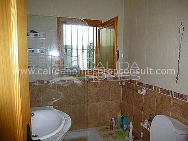 cla6477: Resale Villa for Sale in Arboleas, Almería