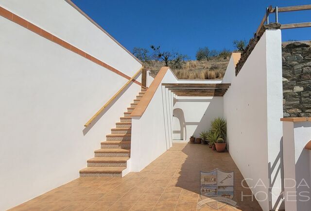 Cortijo Taberno: Detached Character House for Sale in Taberno, Almería