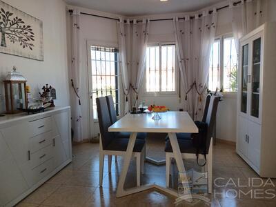 Villa Anthony : Resale Villa in Arboleas, Almería