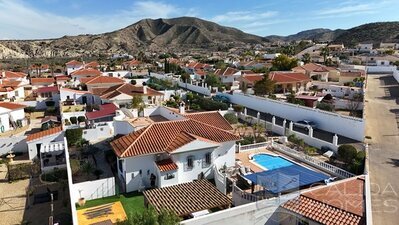 Villa Anthony : Resale Villa in Arboleas, Almería