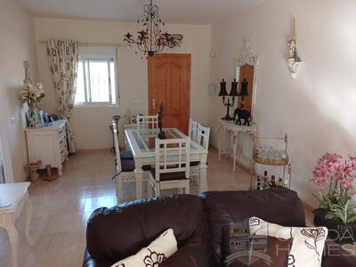 Villa Bella : Resale Villa in Arboleas, Almería