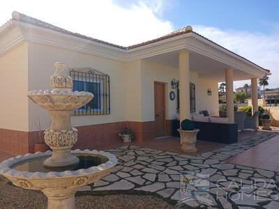 Villa Bella : Resale Villa in Arboleas, Almería