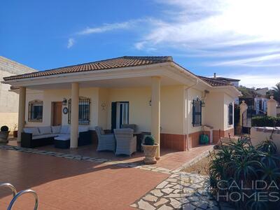 Villa Bella : Resale Villa in Arboleas, Almería