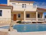 Villa Charm: Resale Villa in Arboleas, Almería