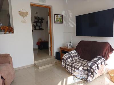 Villa Coral: Resale Villa in Arboleas, Almería