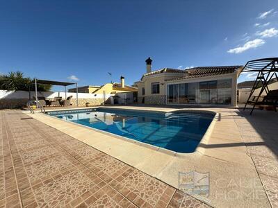 Villa Delfin: Resale Villa in Arboleas, Almería