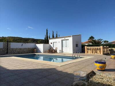 Villa Delfin: Resale Villa in Arboleas, Almería