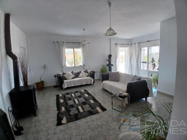 Villa Enchantment : Resale Villa for Sale in Albox, Almería