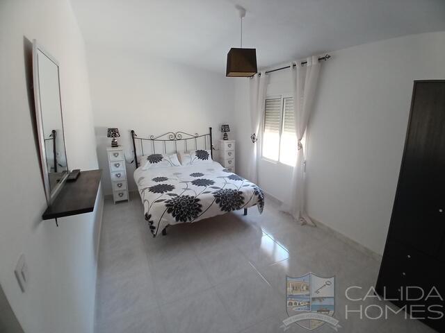 Villa Enchantment : Resale Villa for Sale in Albox, Almería