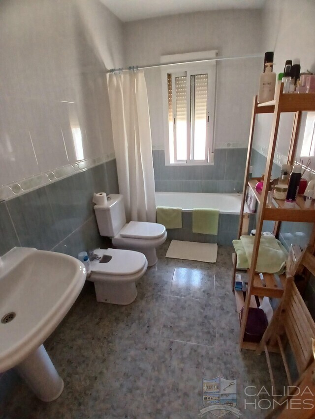 Villa Enchantment : Resale Villa for Sale in Albox, Almería