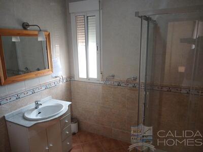 Villa Estrellas: Resale Villa in Albox, Almería