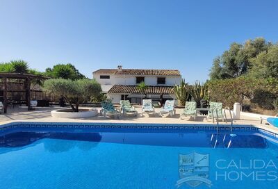 Villa Guapa: Detached Character House in Albox, Almería