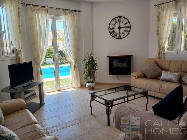 Villa Jacinta : Resale Villa for Sale in Arboleas, Almería