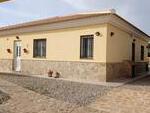 Villa Juan: Resale Villa in Arboleas, Almería