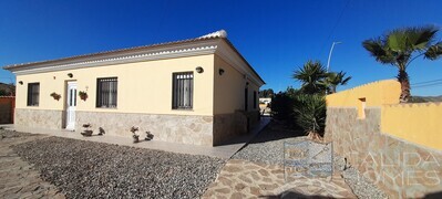 Villa Juan: Resale Villa in Arboleas, Almería