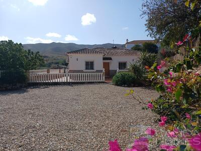 Villa Levante : Resale Villa in Arboleas, Almería