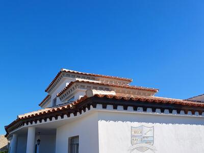 Villa Lotus : Resale Villa in Arboleas, Almería