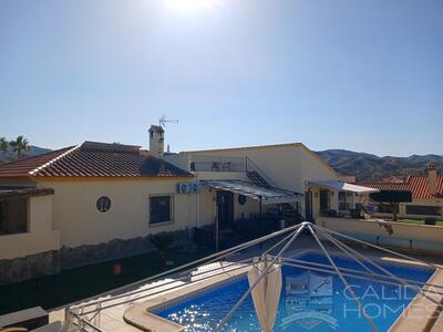 Villa Maisie : Resale Villa in Arboleas, Almería