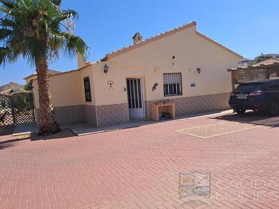 Villa Marigold: Resale Villa in Arboleas, Almería