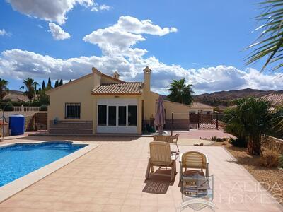 Villa Marigold: Resale Villa in Arboleas, Almería