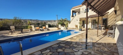 Villa Marvel: Resale Villa in Los Gallardos, Almería