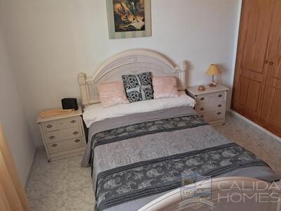 Villa Mimosa: Resale Villa in Arboleas, Almería