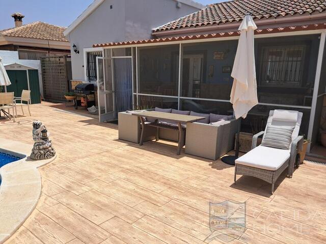 Villa Naranja: Resale Villa for Sale in Los Llanos (Zurgena), Almería