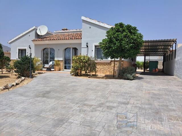 Villa Naranja: Resale Villa for Sale in Los Llanos (Zurgena), Almería