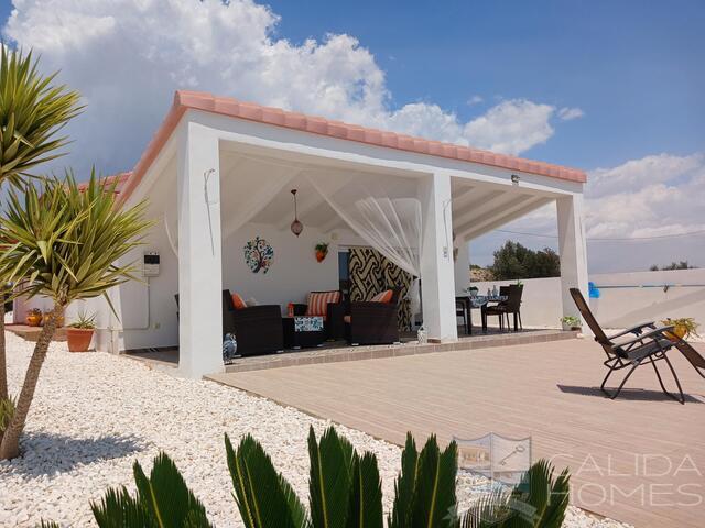 Villa Perfecta : Resale Villa for Sale in Partaloa, Almería