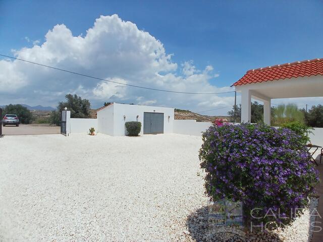 Villa Perfecta : Resale Villa for Sale in Partaloa, Almería